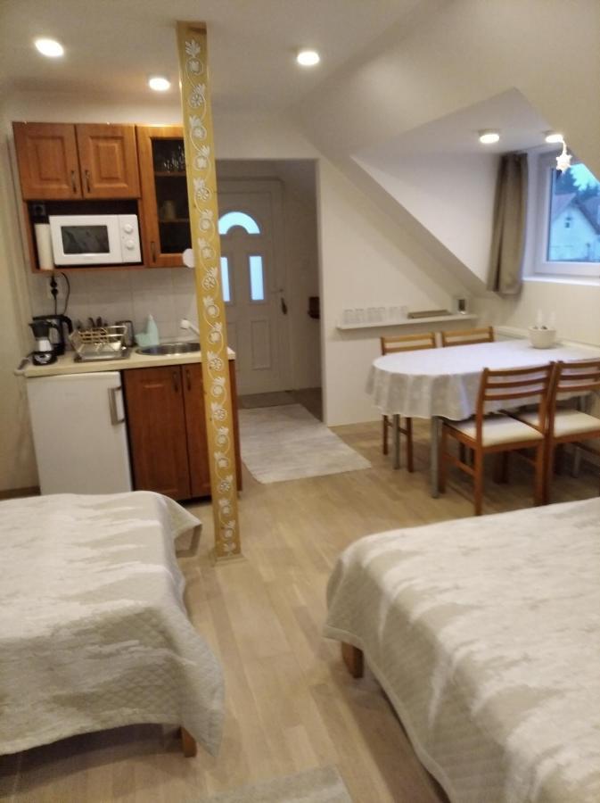 Golya Vendeghaz Apartment Tiszaug Bagian luar foto