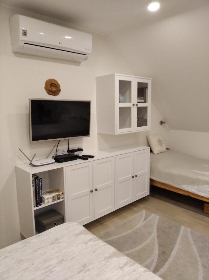 Golya Vendeghaz Apartment Tiszaug Bagian luar foto